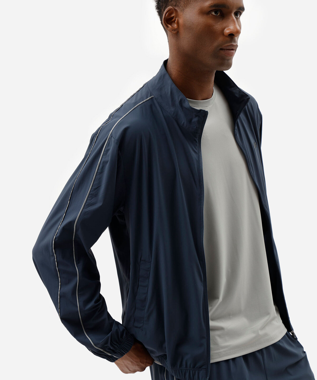 jaqueta esportiva masculina de poliamida gola alta com nervuras azul