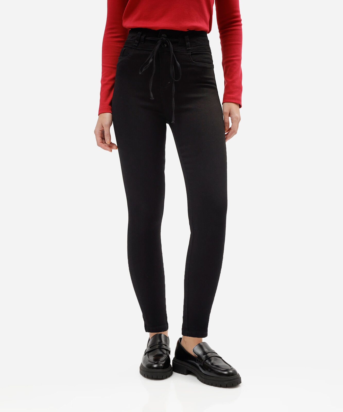 calça de sarja cigarrete cintura alta sawary preto
