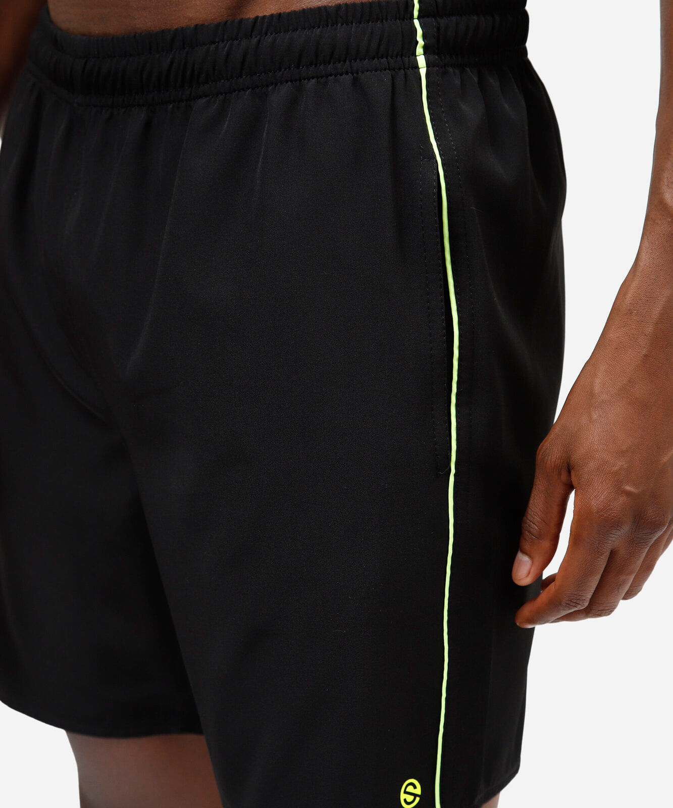 short esportivo masculino cós elástico preto