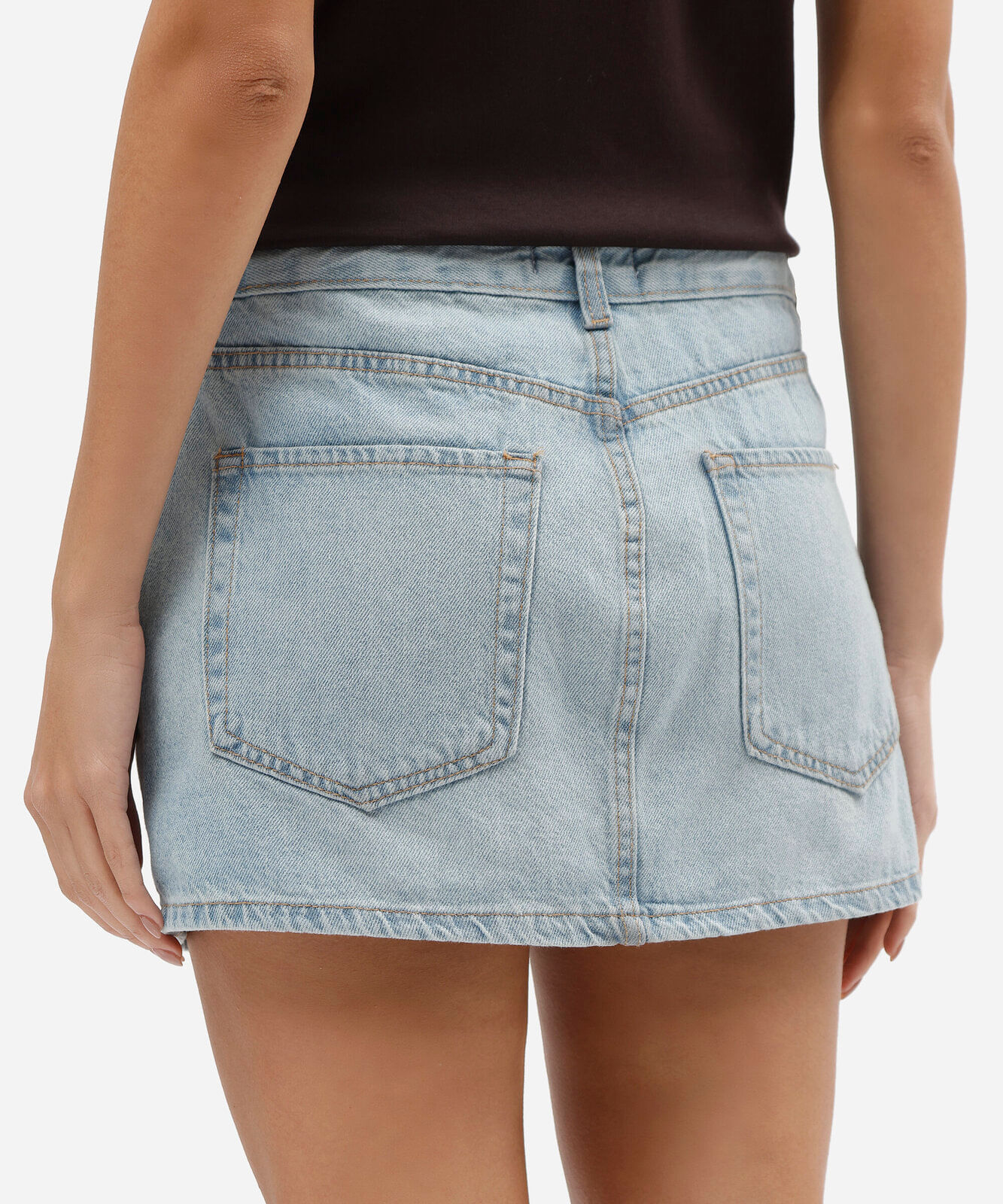 minissaia feminina jeans cintura média cós deslocado azul