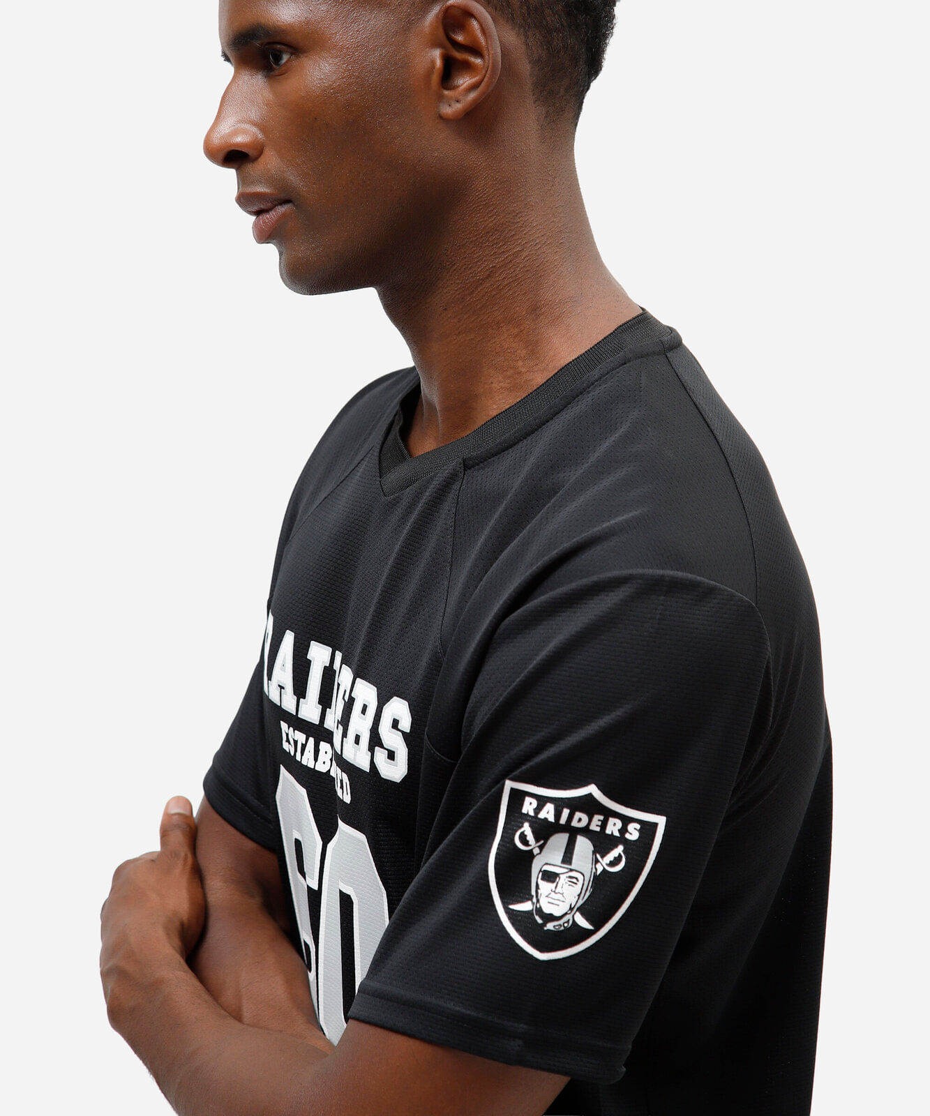 camiseta masculina gola v manga curta raiders nfl preta
