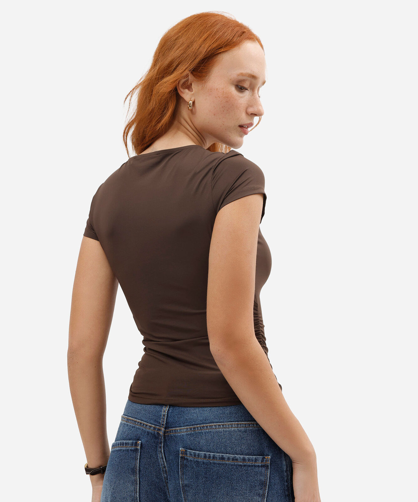 blusa baby look feminina de poliamida franzida marrom
