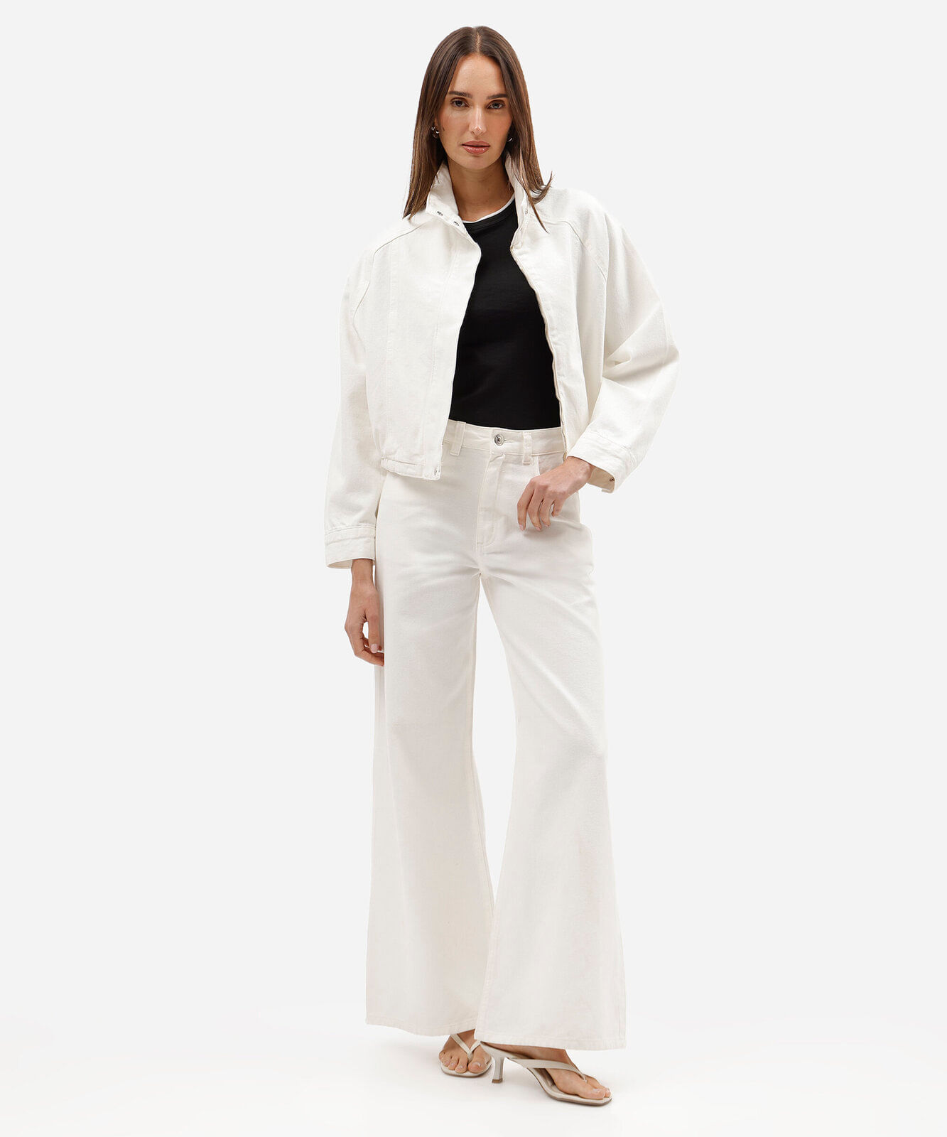 jaqueta cropped feminina de sarja gola funnel neck off white