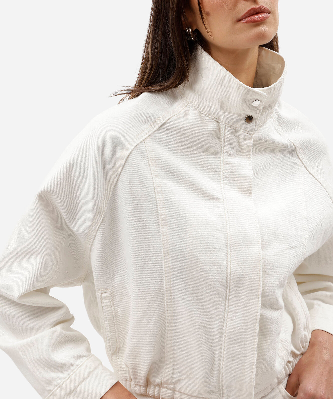 jaqueta cropped feminina de sarja gola funnel neck off white
