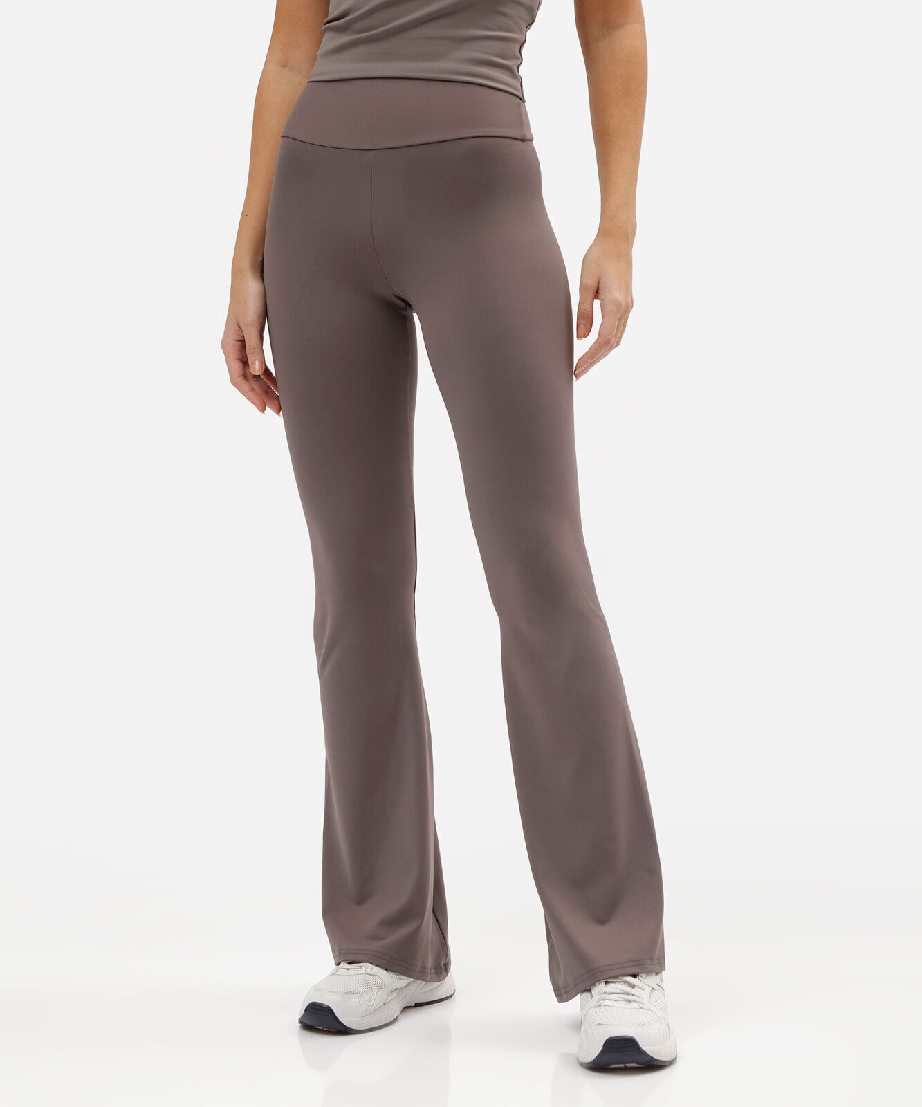calça legging flare esportiva feminina de poliamida cinza