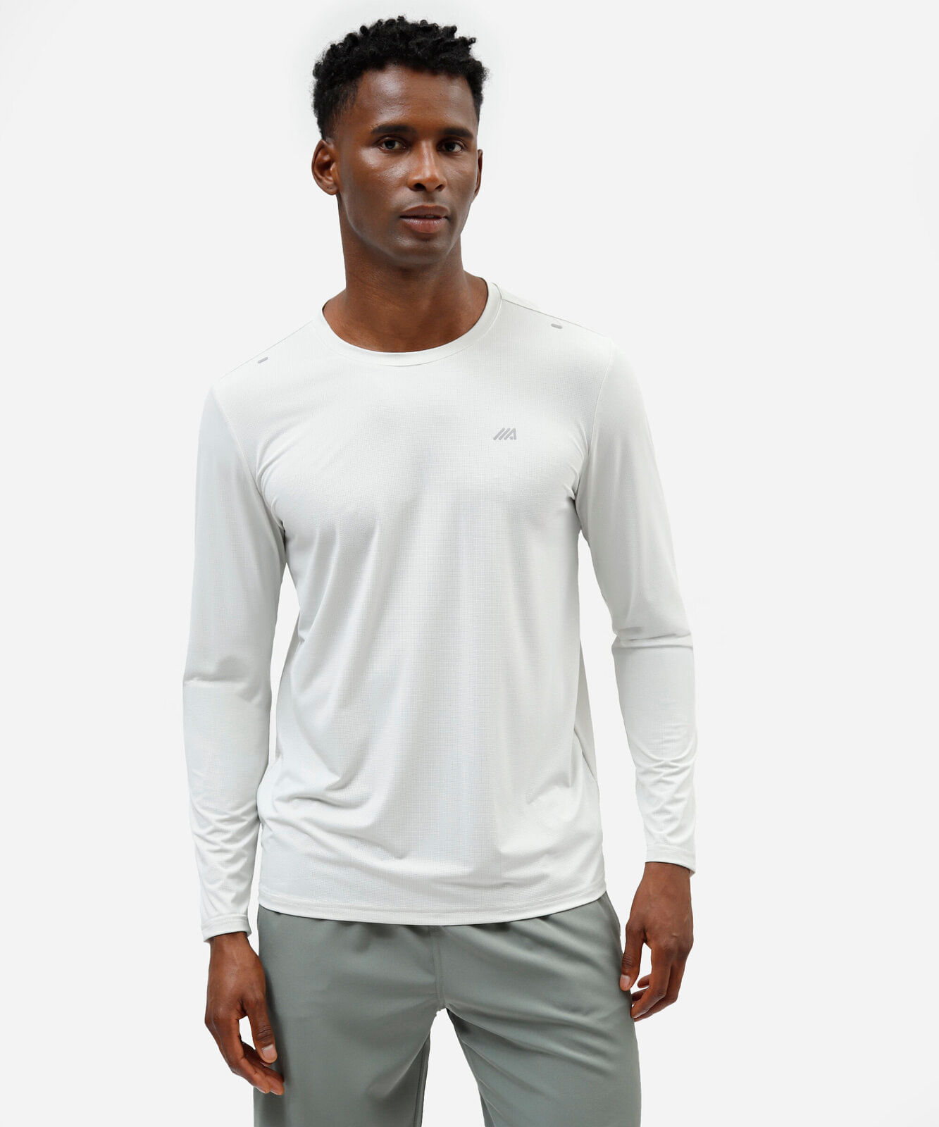 camiseta masculina esportiva manga longa cinza