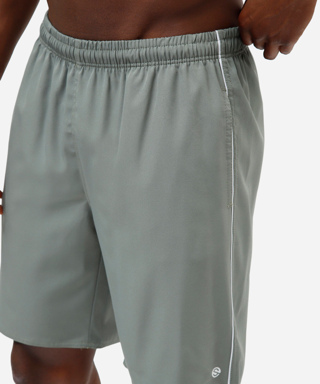 bermuda masculina com bolsos esportiva verde