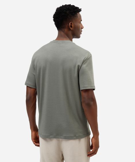 camiseta masculina comfort de malha interlock lisa verde