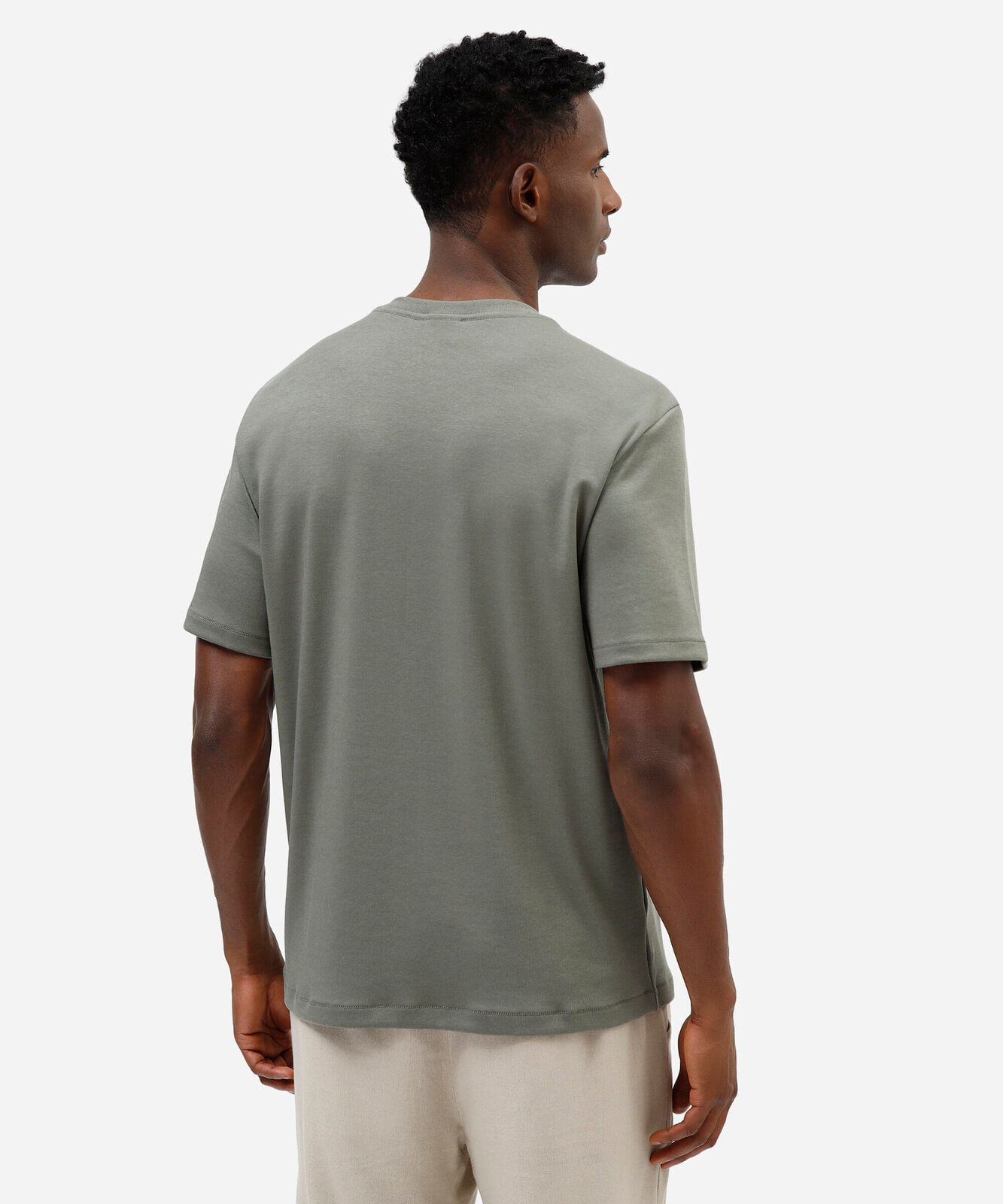 camiseta masculina comfort de malha interlock lisa verde
