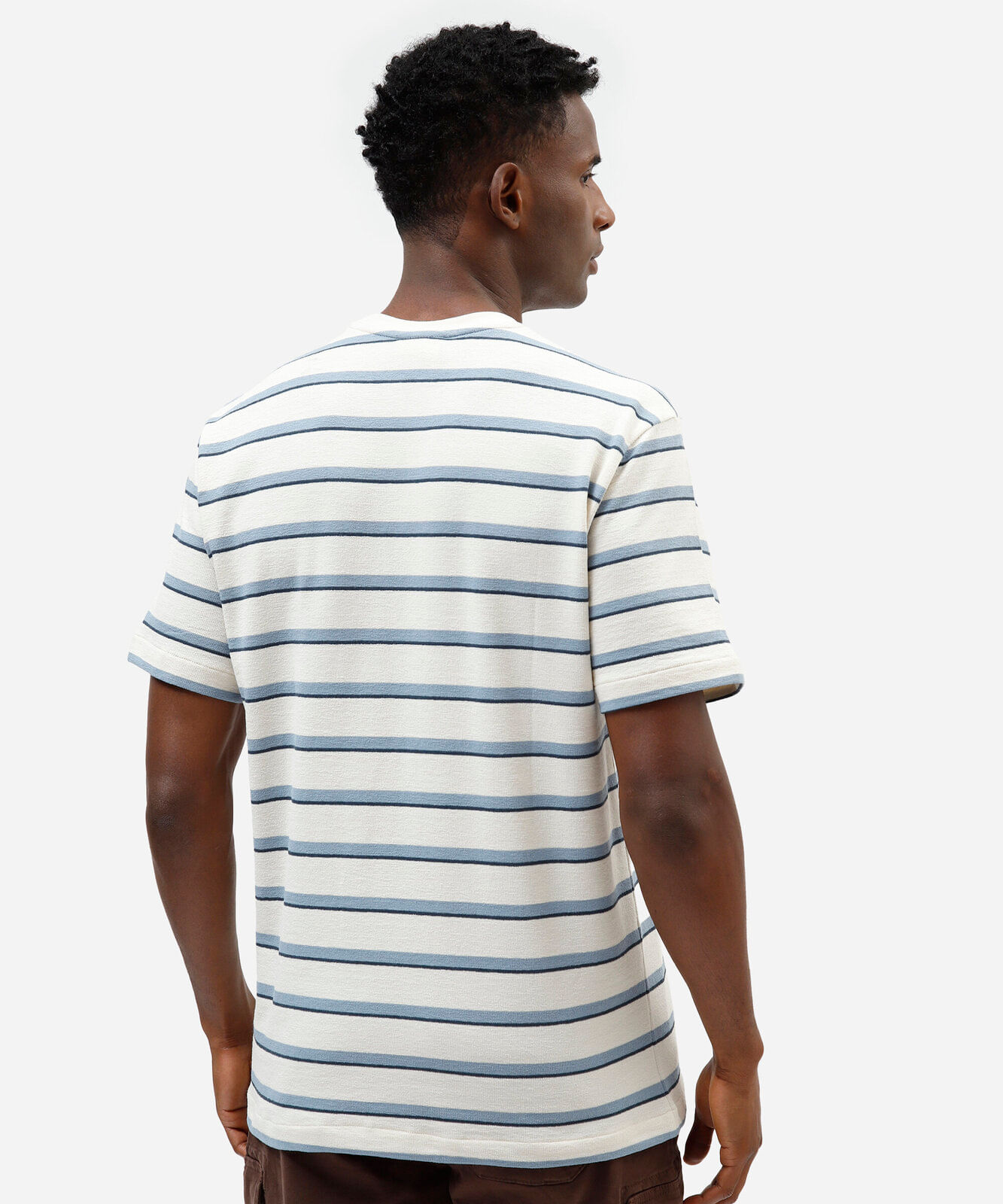 camiseta masculina com algodão manga curta listrada cinza