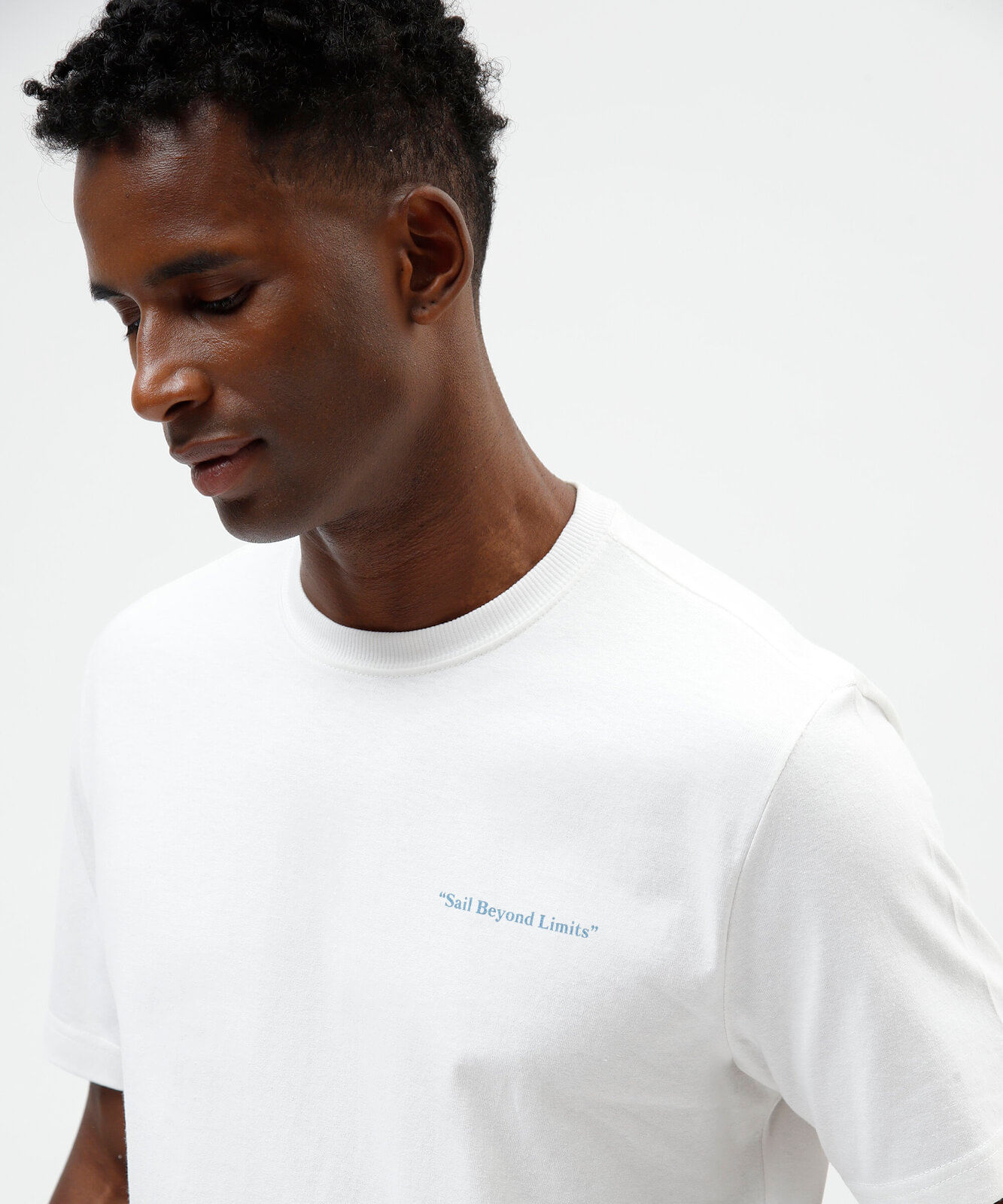 camiseta masculina de algodão manga curta estampada off white