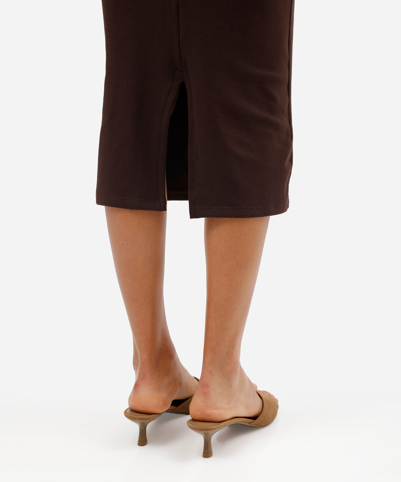 vestido feminino de algodão gola alta marrom
