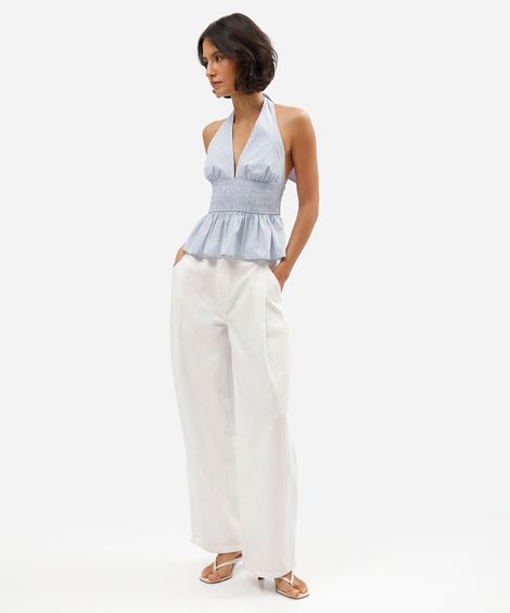 calça balloon cropped feminina de sarja cintura média com pregas texturizada off white