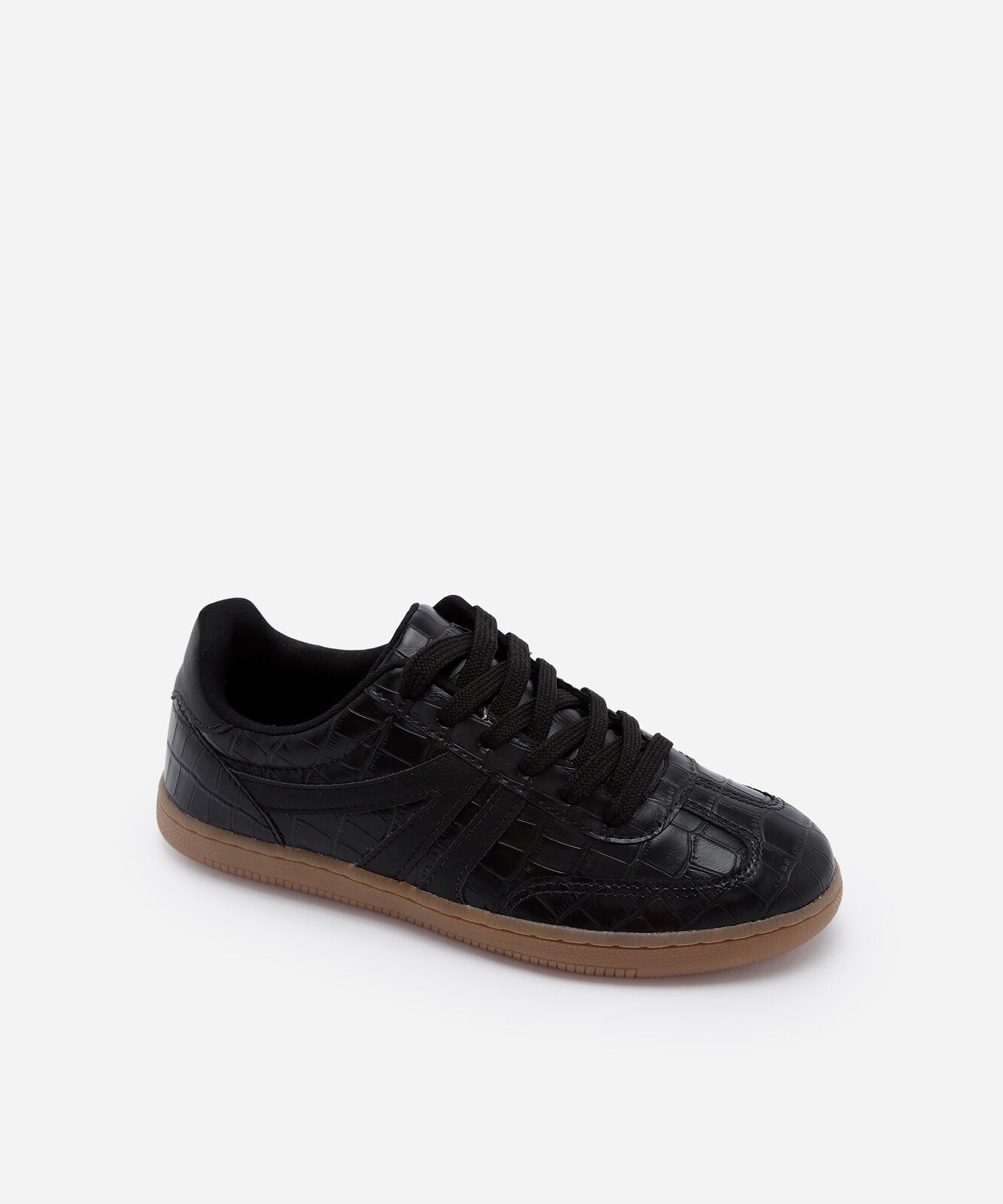 tênis bossa casual com recortes croco preto