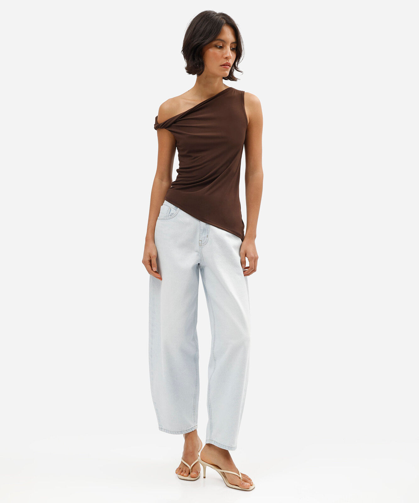 blusa feminina assimétrica marrom