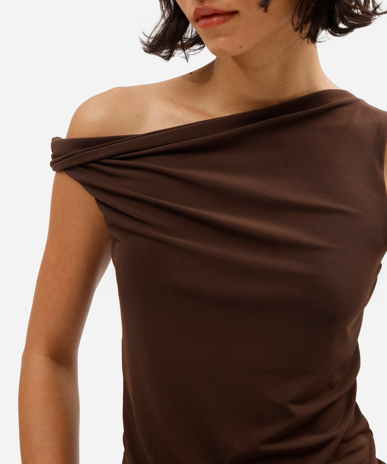 blusa feminina assimétrica marrom