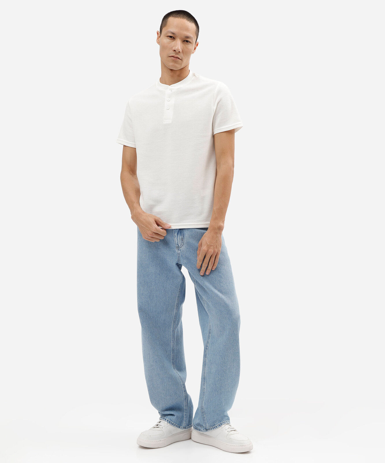 camiseta henley masculina slim em malha favo off white