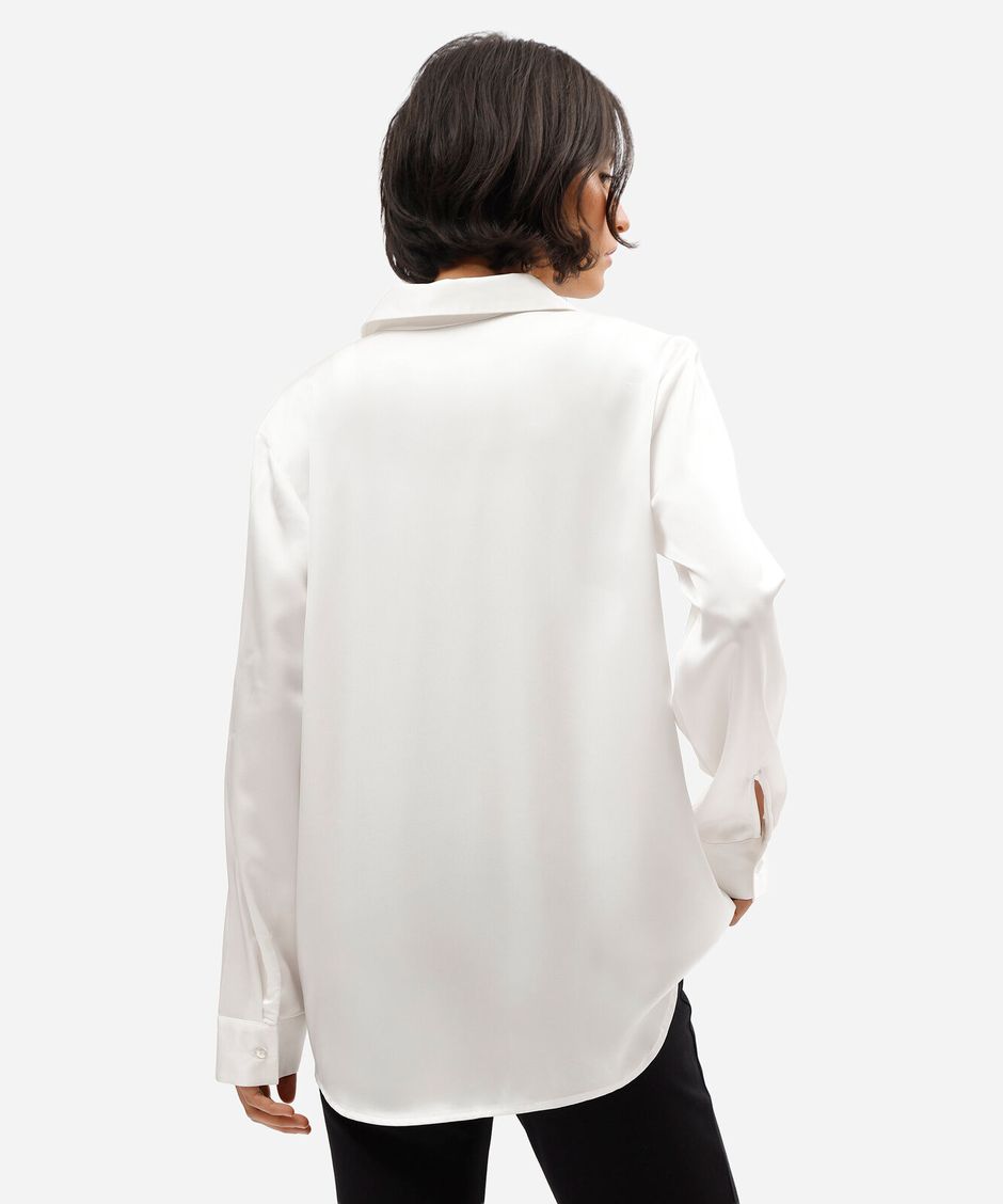 camisa acetinada oversized off white