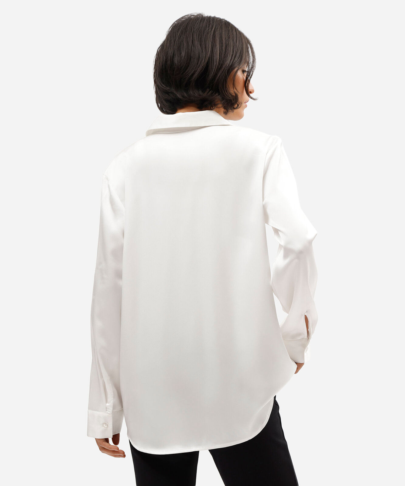camisa acetinada oversized off white