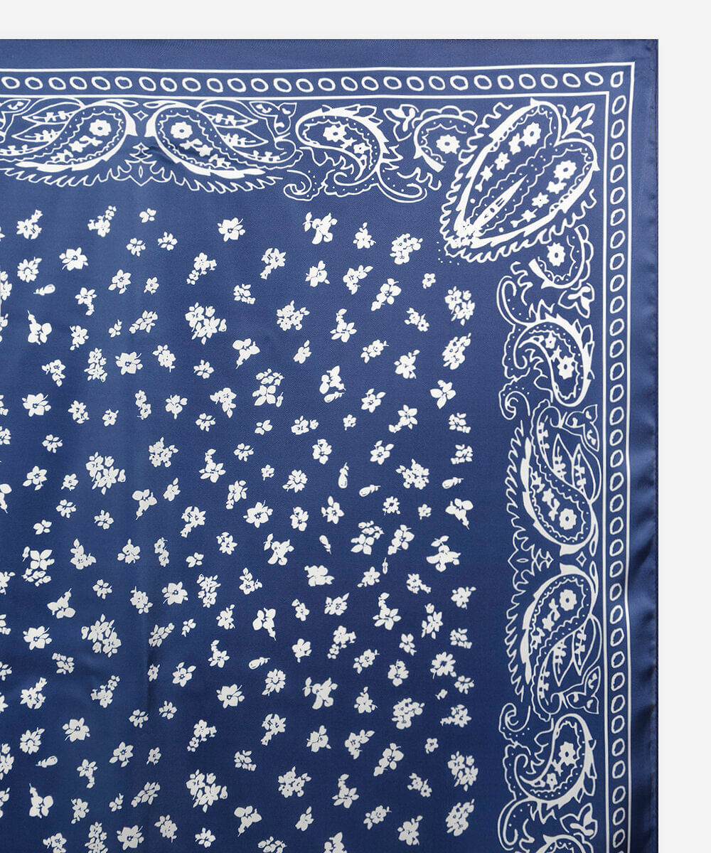 lenço quadrado paisley azul