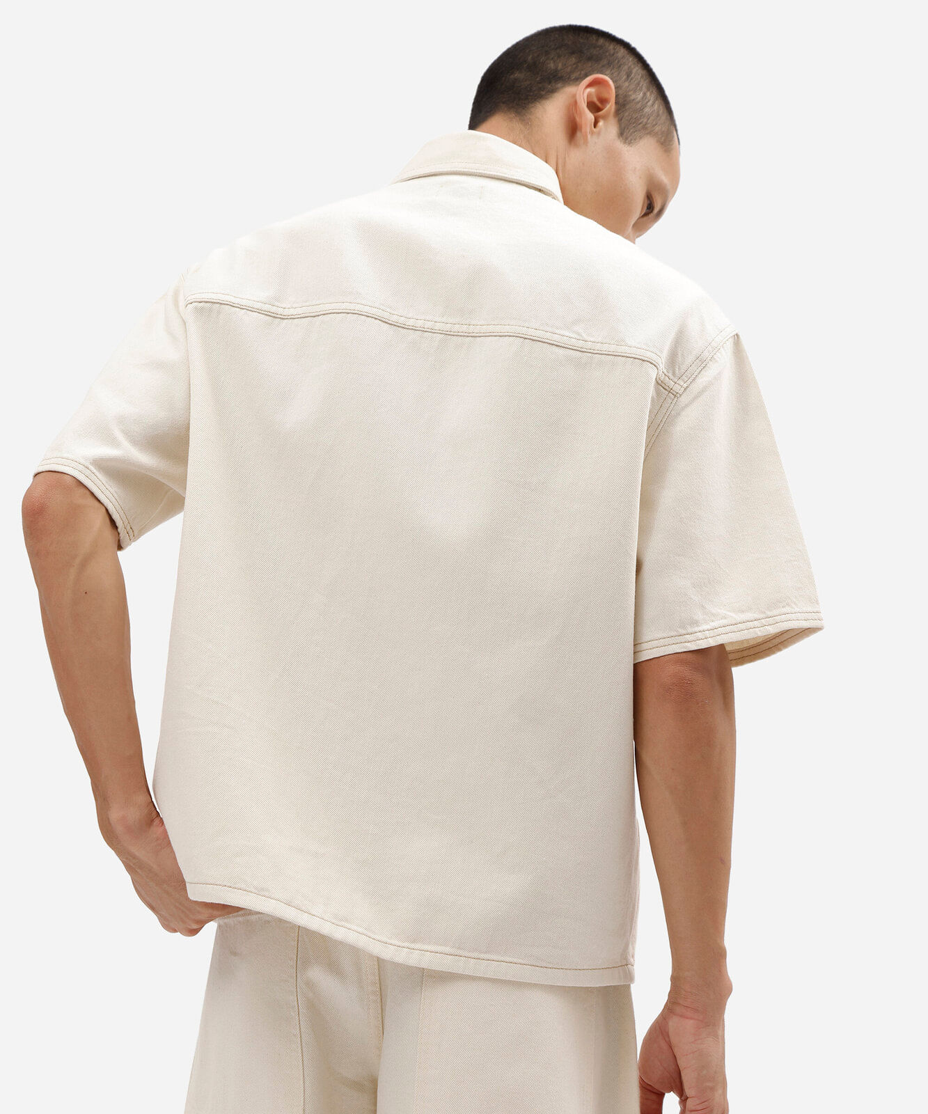 camisa box fit masculina de sarja com bolsos off white