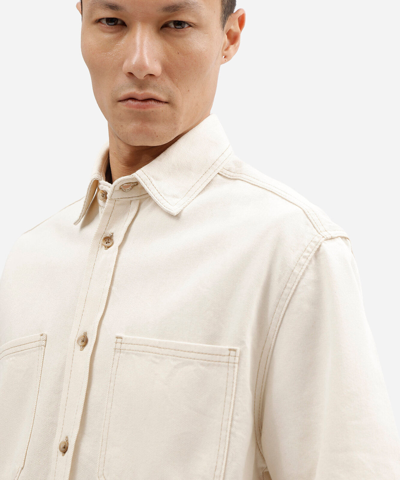 camisa box fit masculina de sarja com bolsos off white