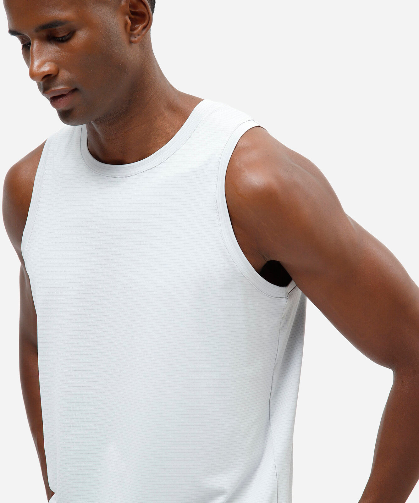 regata masculina esportiva texturizada cinza