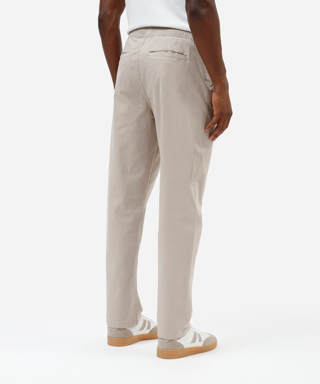 calça jogger chino masculina de sarja cós elástico bege