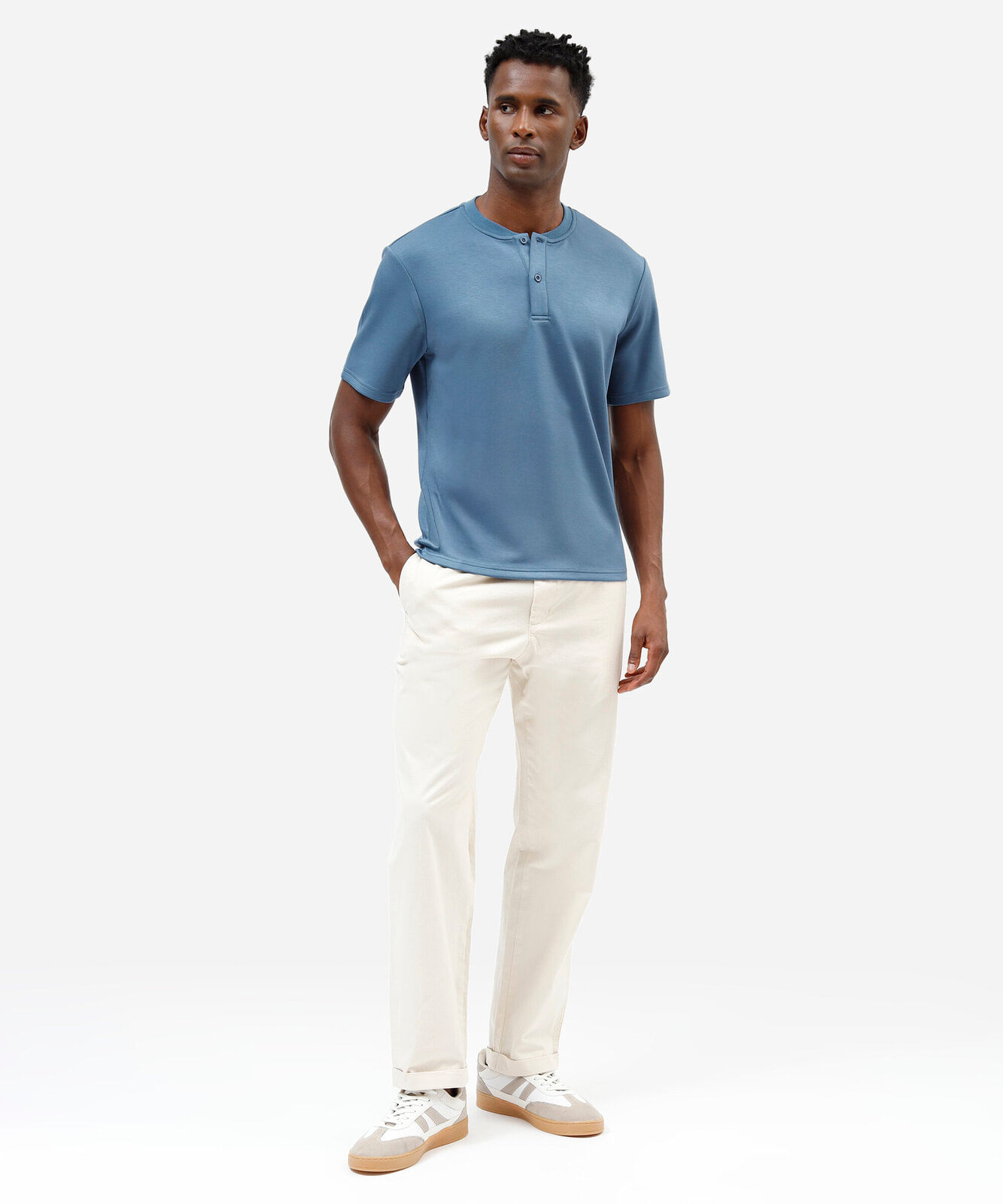 camiseta masculina com viscose gola henley manga curta azul