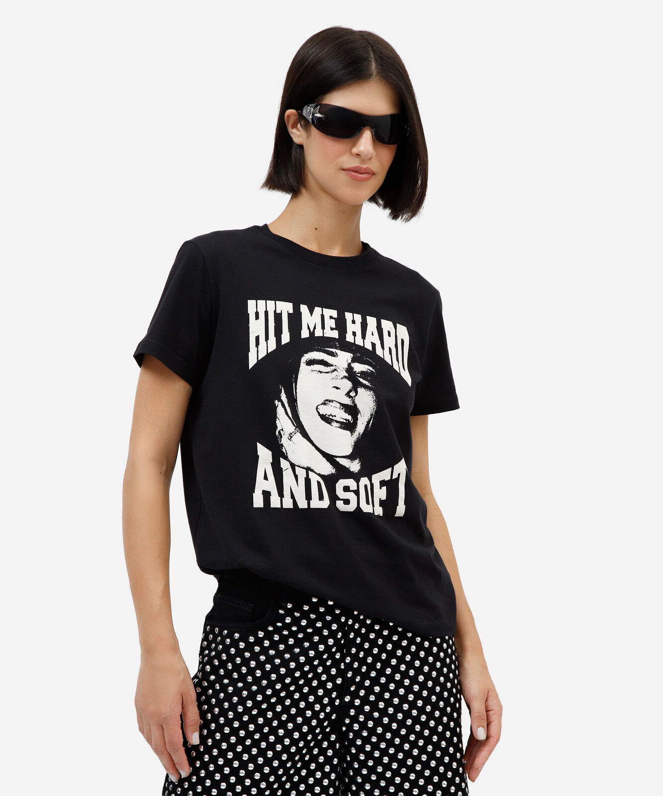 camiseta feminina de algodão manga curta billie eilish preta