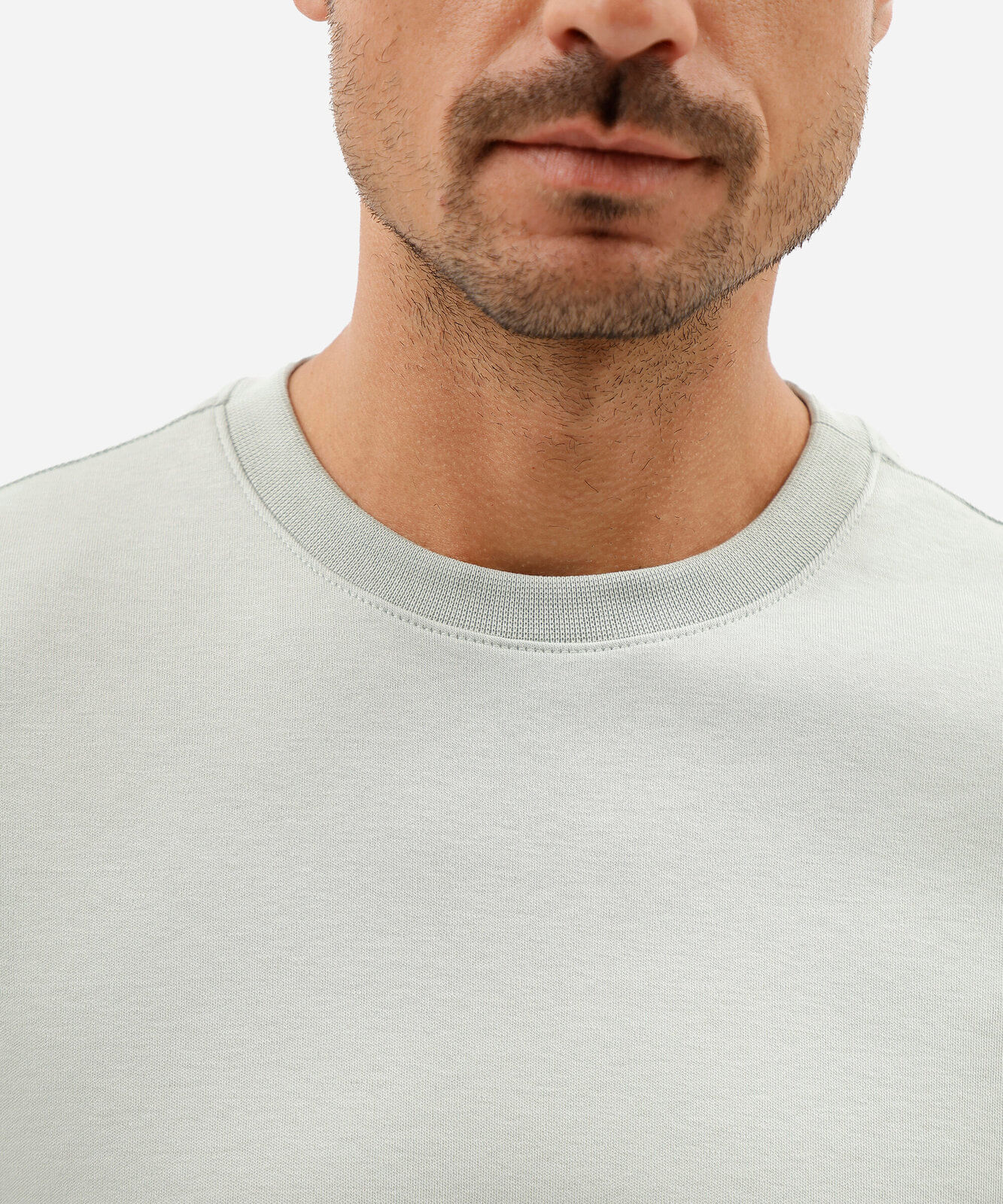 camiseta slim fit masculina de algodão peruano manga curta verde
