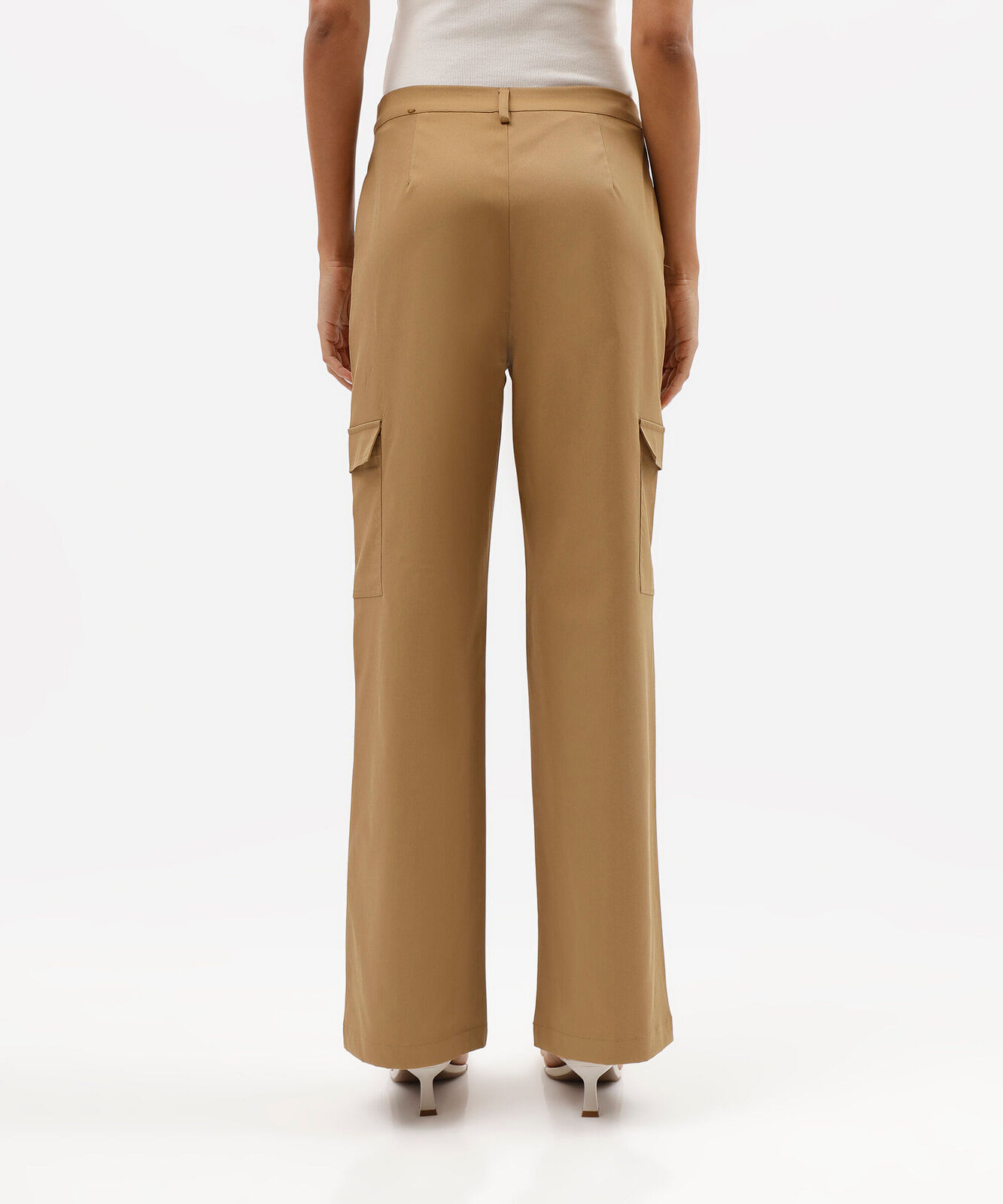 calça cargo feminina de alfaiataria cintura alta bege