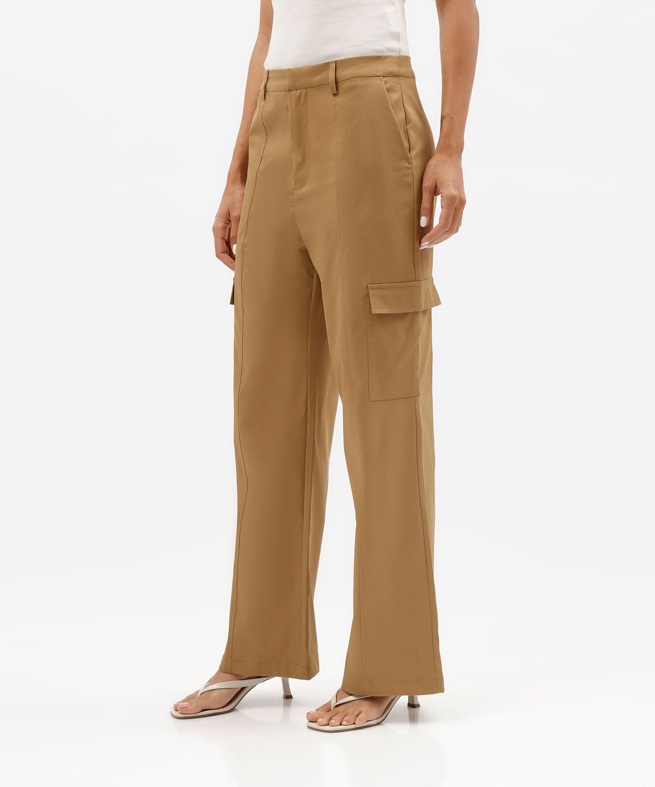 calça cargo feminina de alfaiataria cintura alta bege