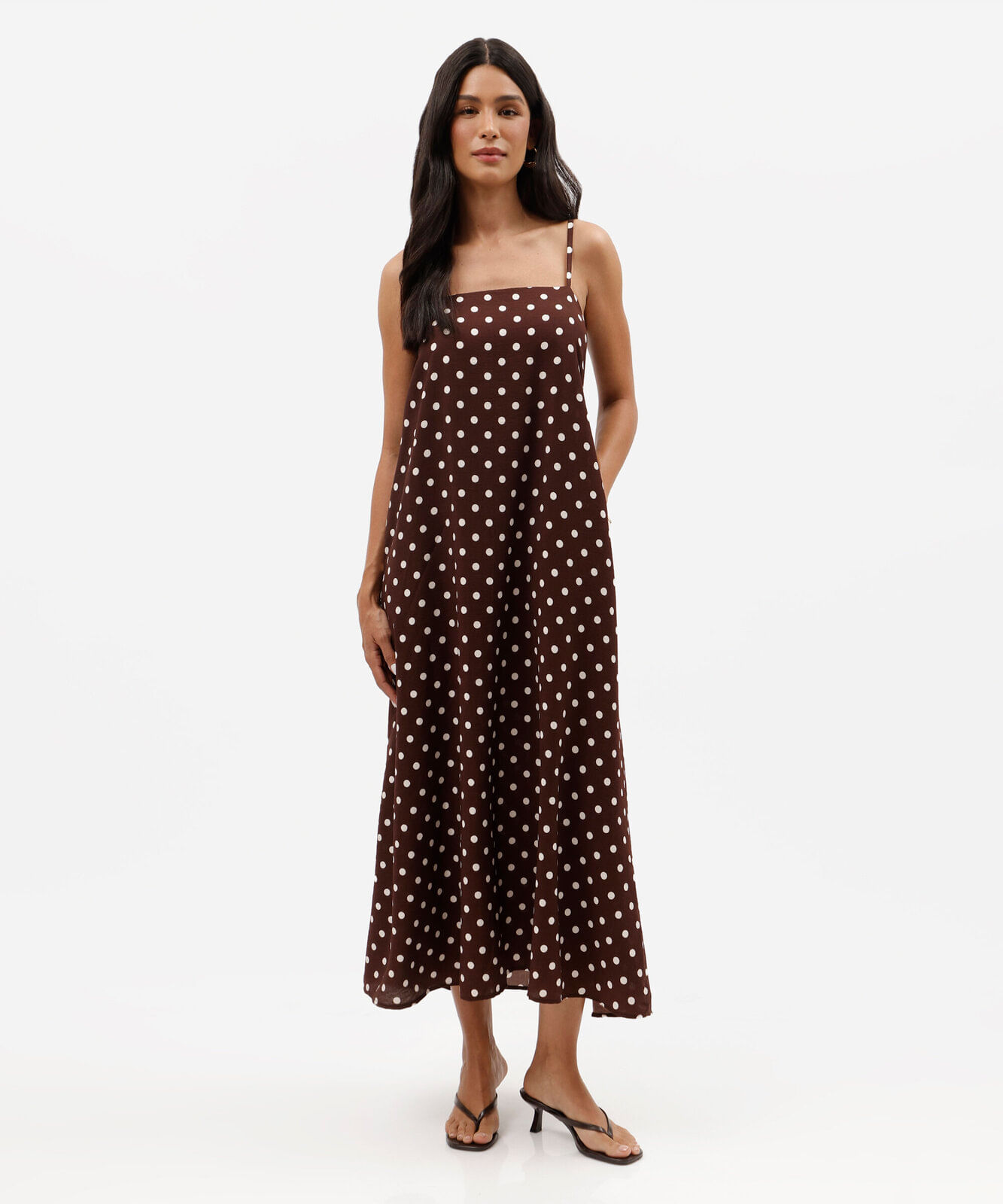 vestido longo alça fina feminino com viscose poá marrom