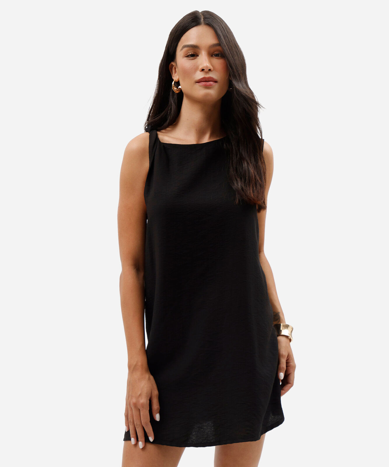 vestido curto feminino com viscose decote canoa preto