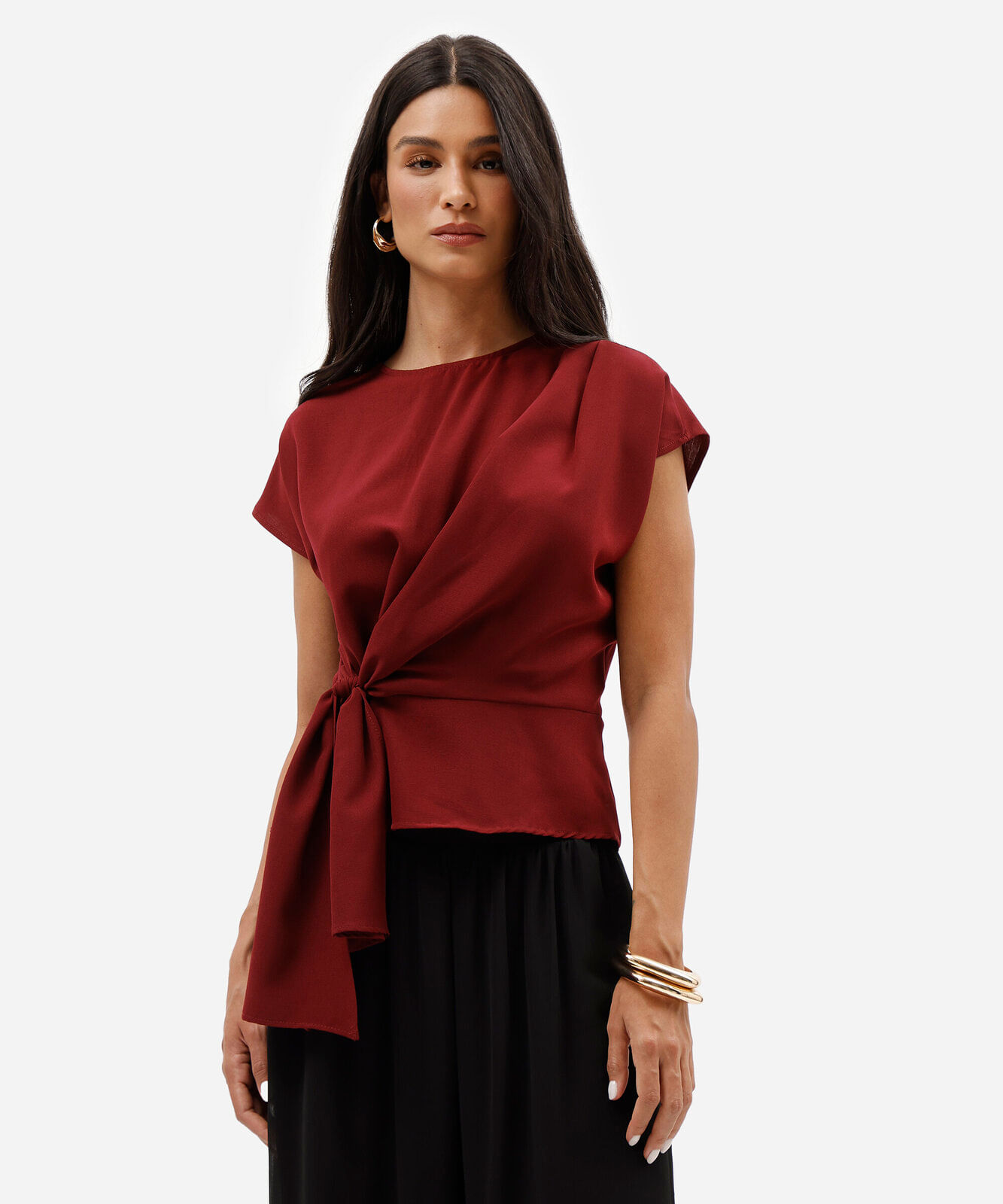 blusa feminina com amarração manga curta vinho