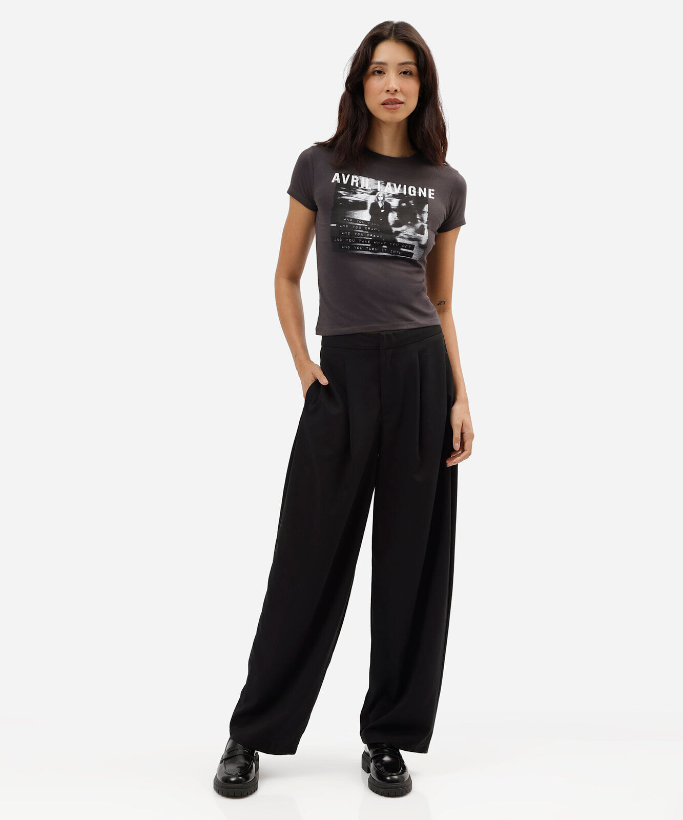 camiseta baby look feminina de algodão manga curta avril lavigne cinza