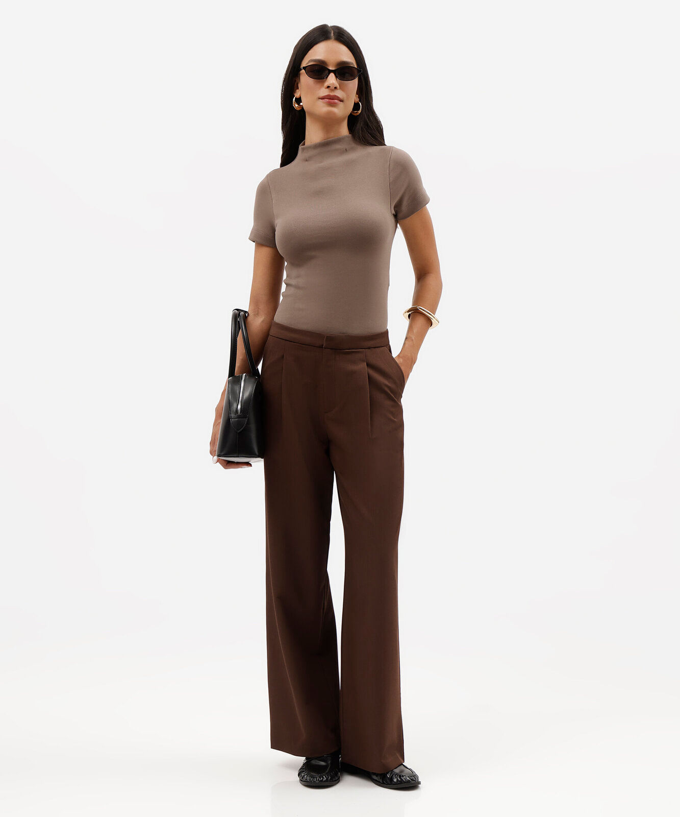 blusa feminina de algodão gola alta manga curta marrom