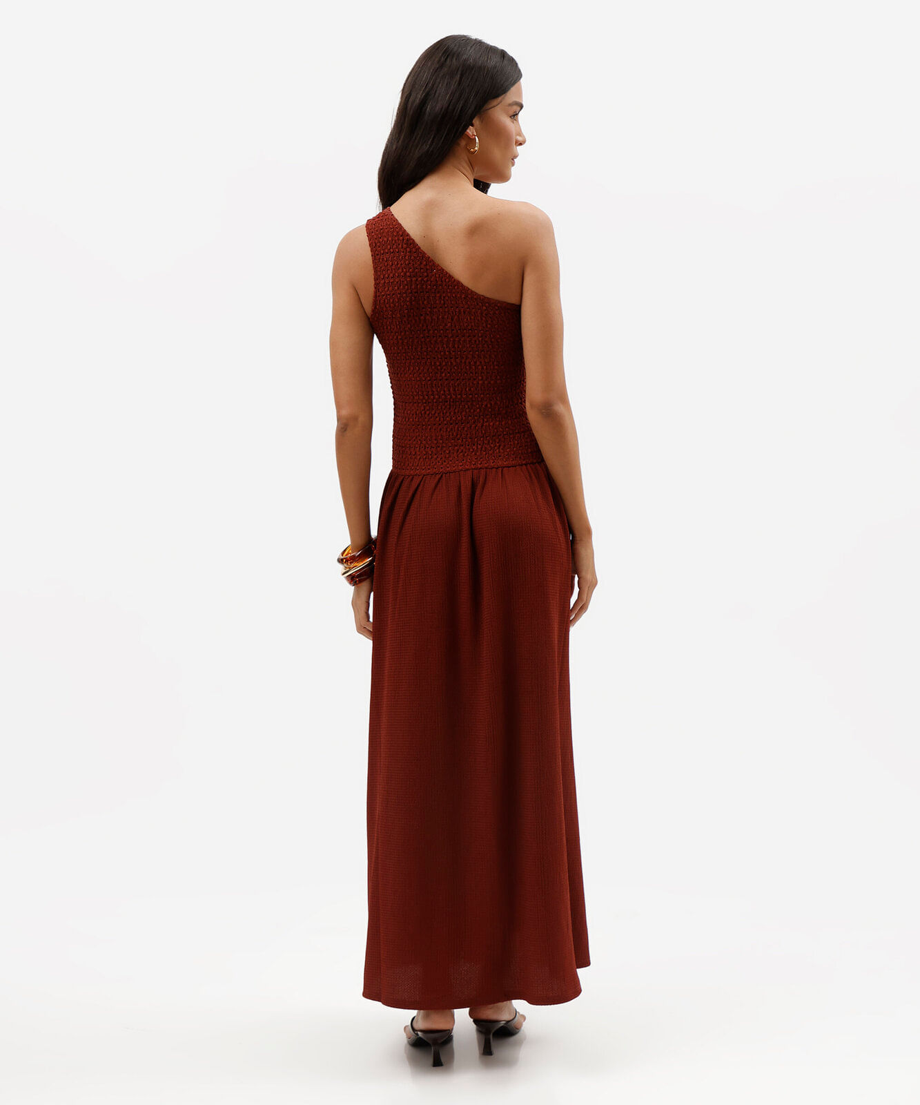 vestido longo feminino ombro único texturizado vinho