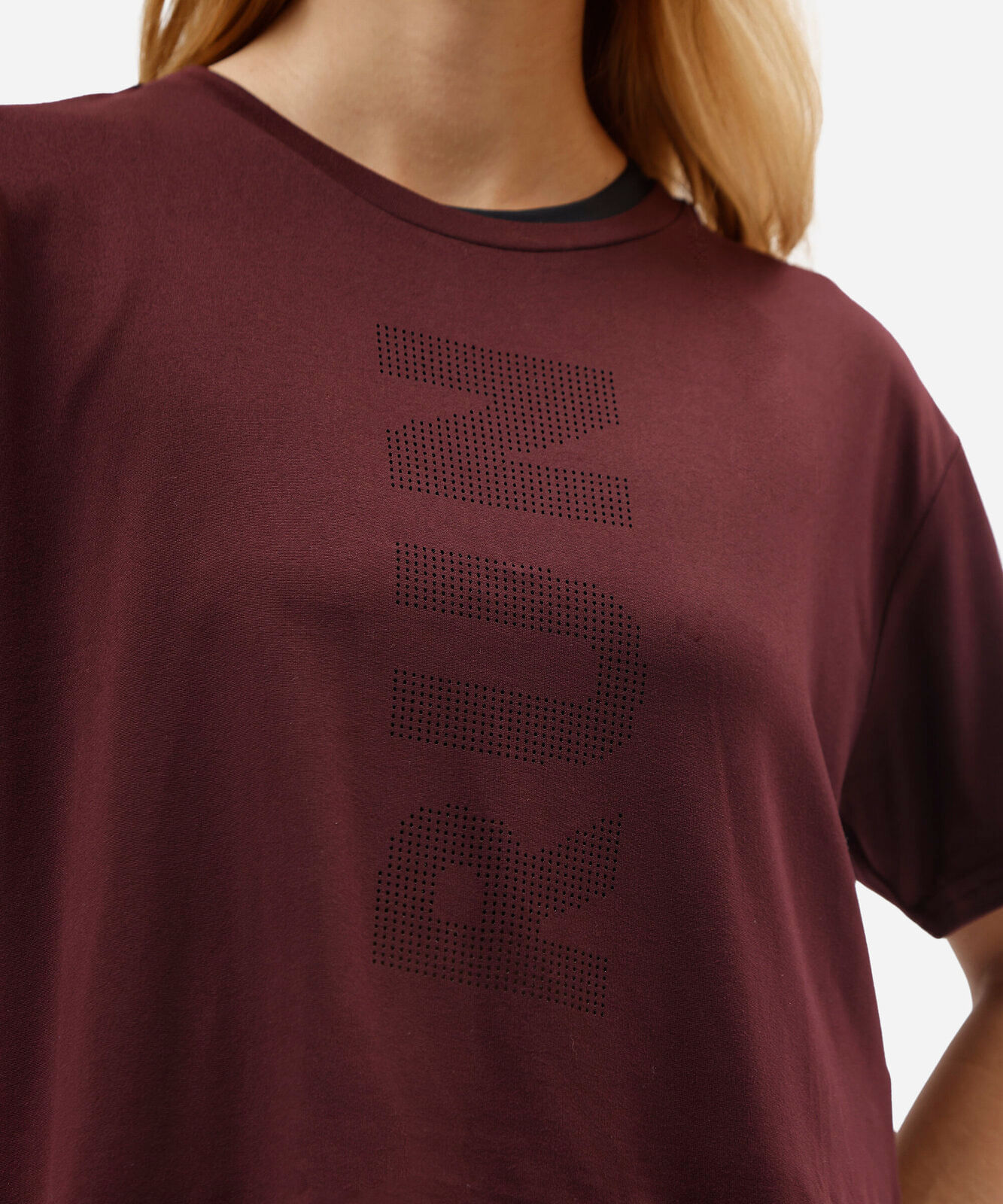 blusa cropped feminina esportiva vinho