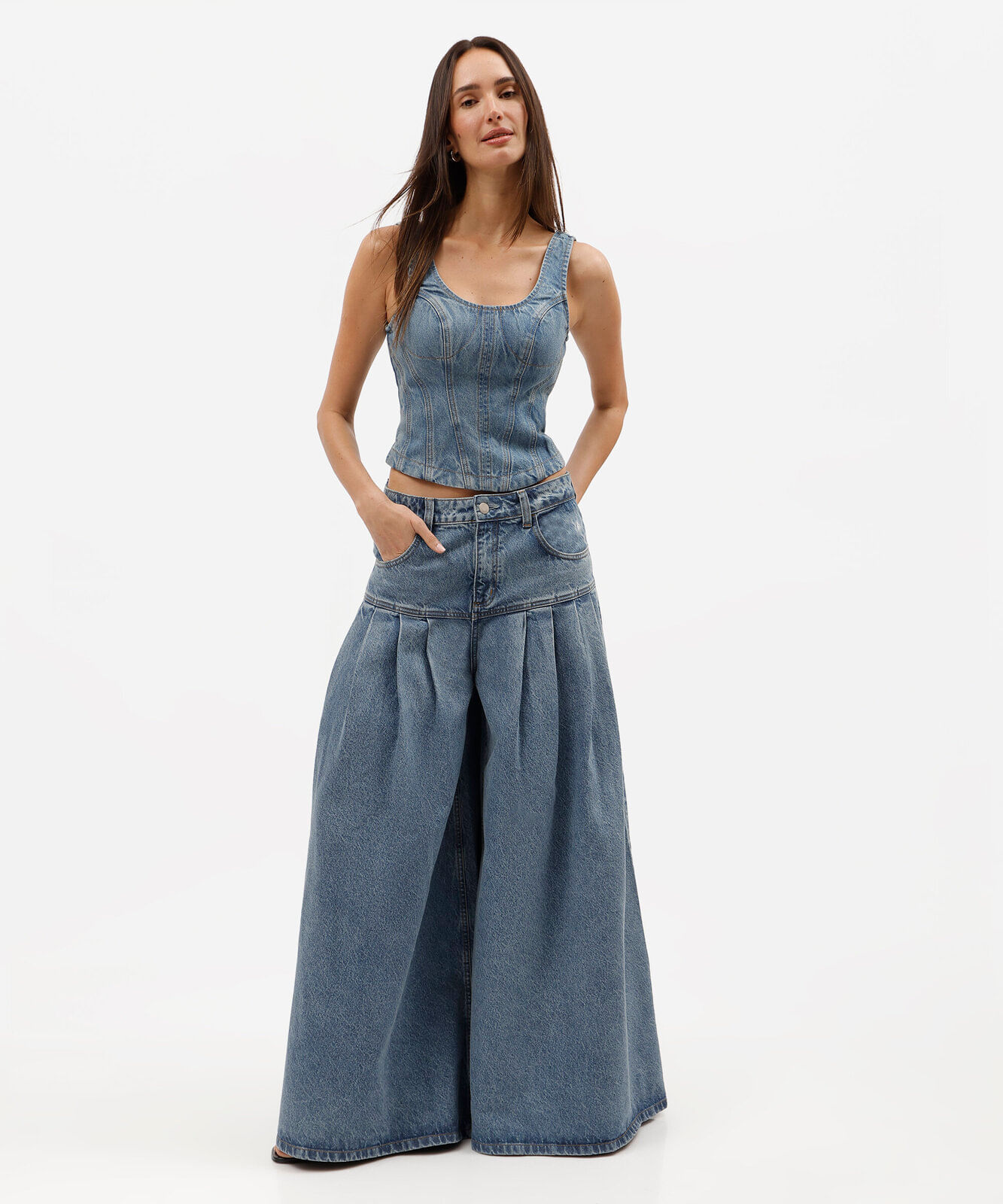 calça maxi pantalona feminina com pregas gustavo silvestre azul