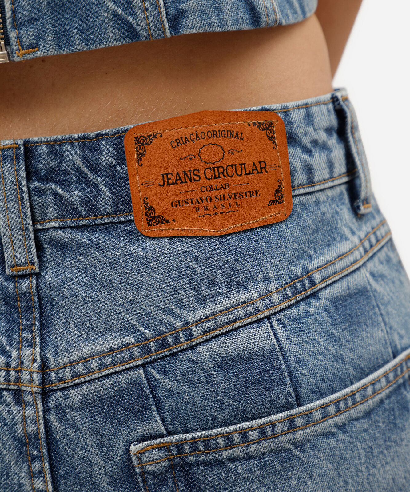 calça maxi pantalona feminina com pregas gustavo silvestre azul