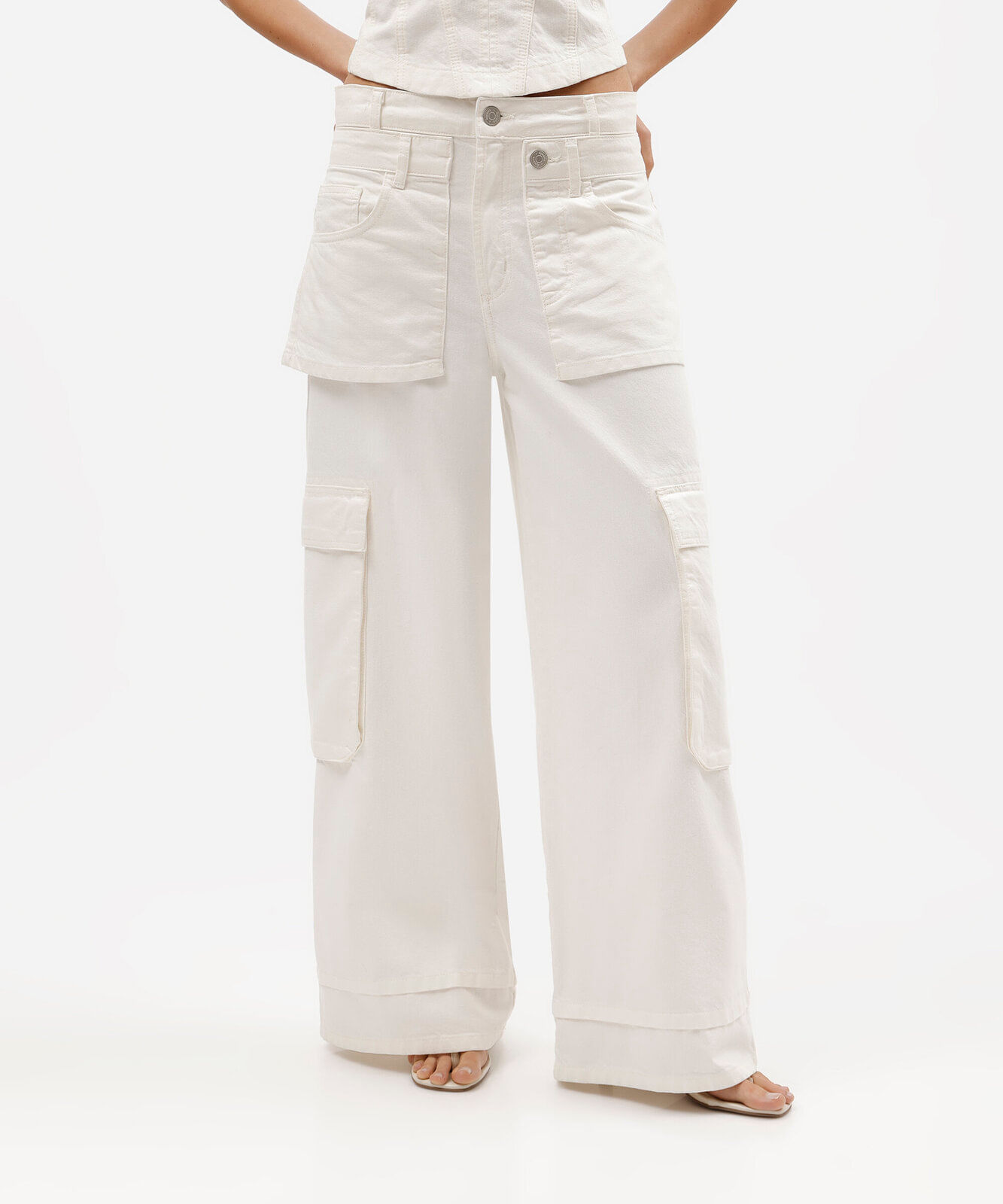 calça maxi cargo feminina de sarja gustavo silvestre off white