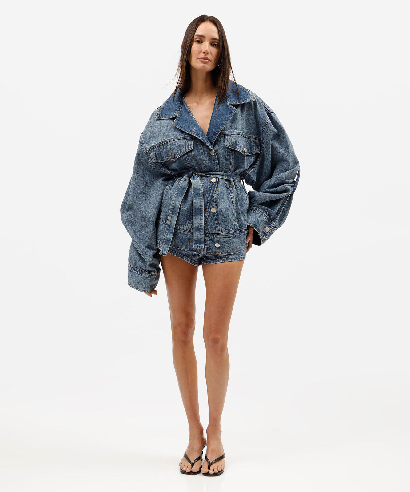 jaqueta oversized feminina jeans com faixa gustavo silvestre azul