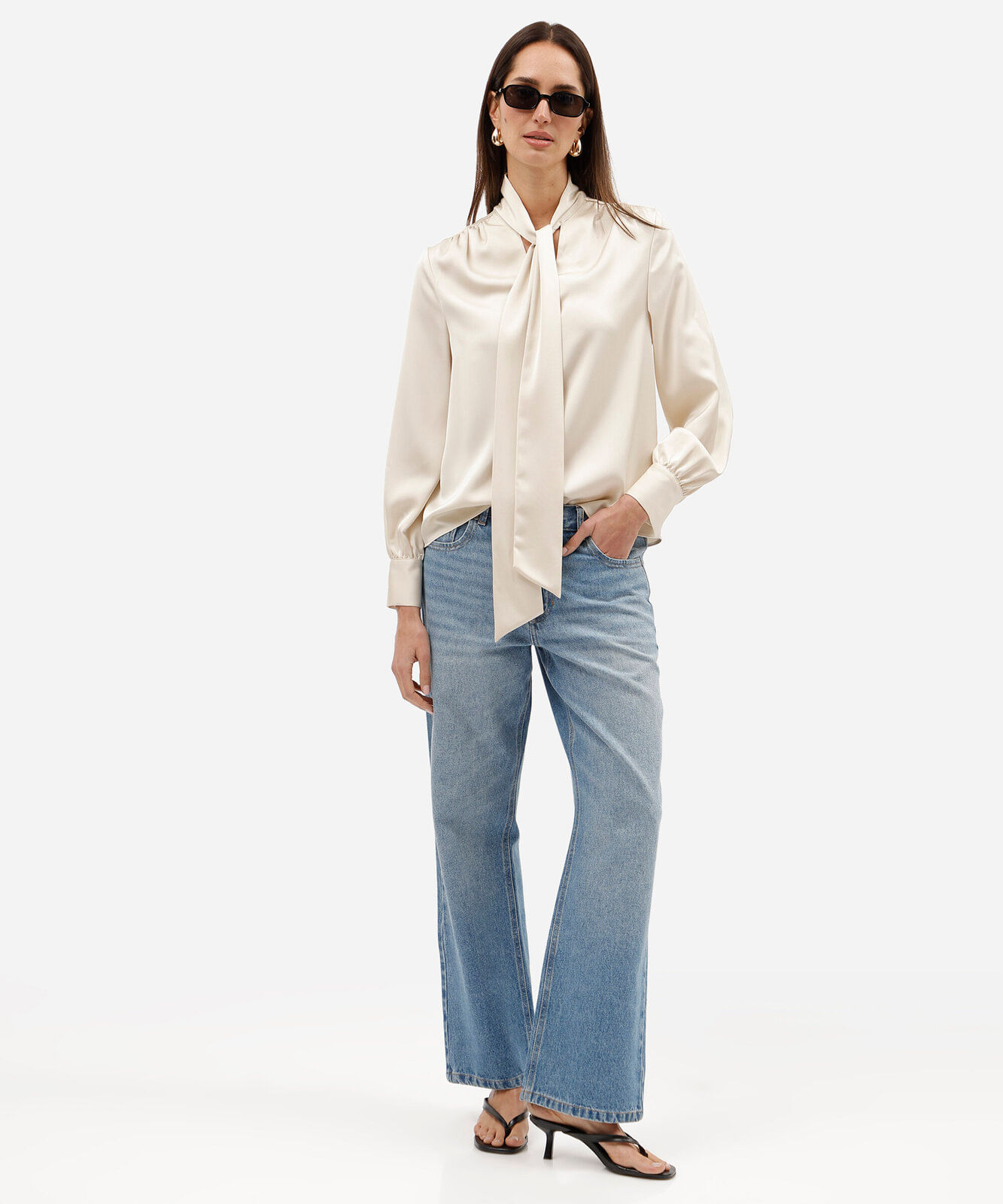 blusa feminina gola laço manga longa acetinada bege