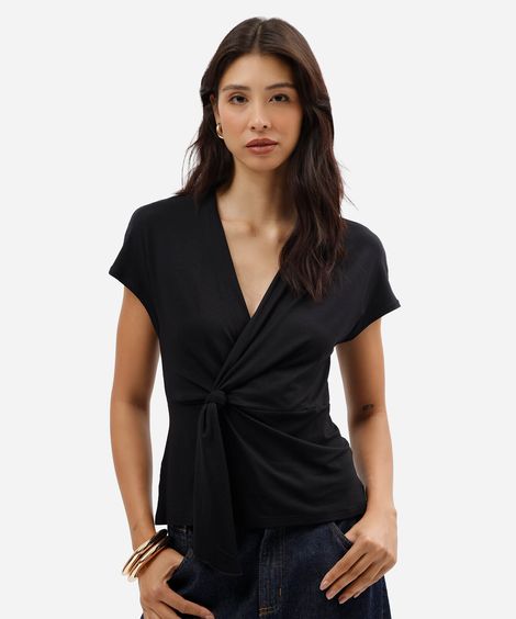 blusa feminina de viscose decote v com transpasse manga curta preta
