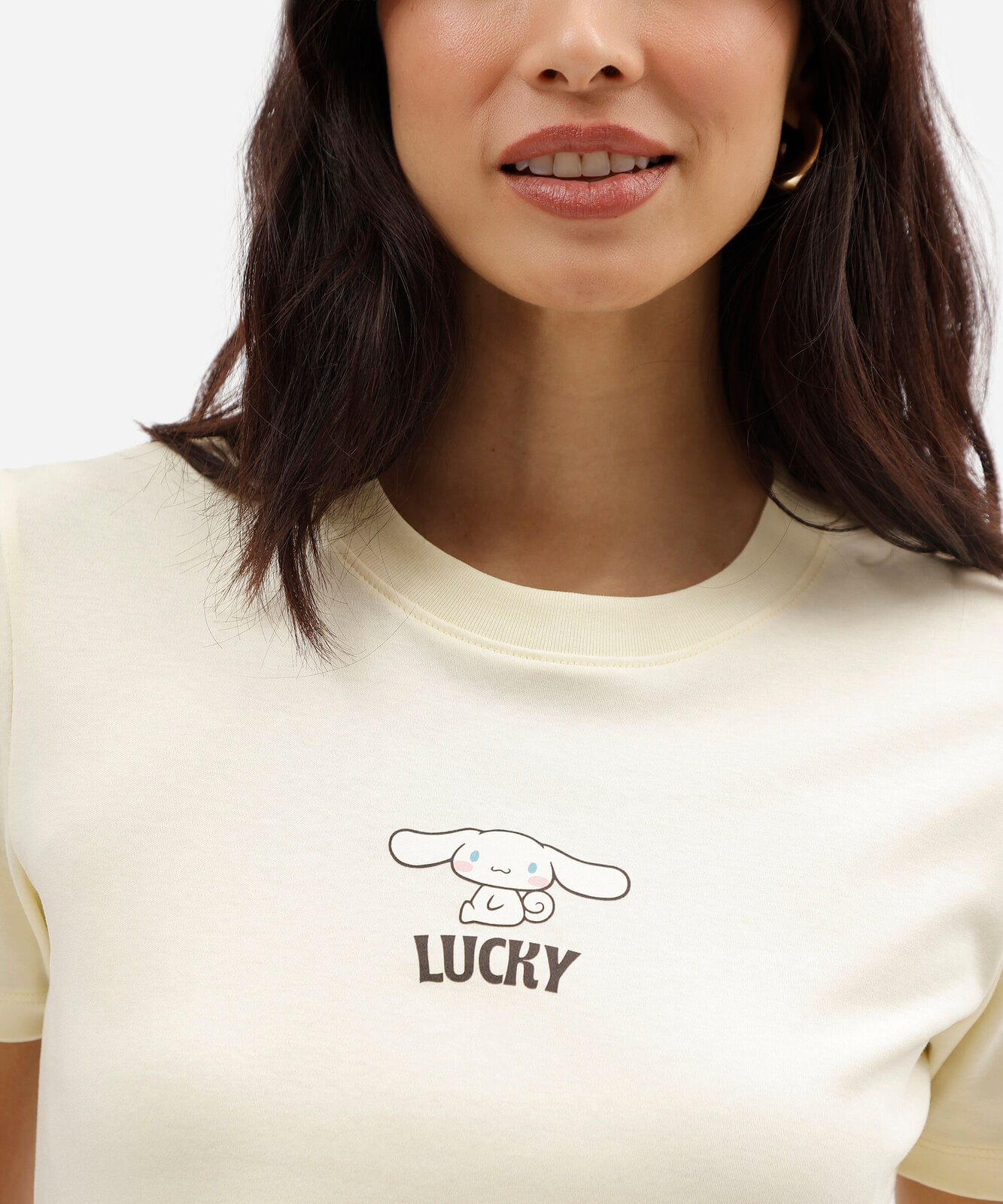 camiseta feminina slim de algodão peruano manga curta cinnamoroll amarela