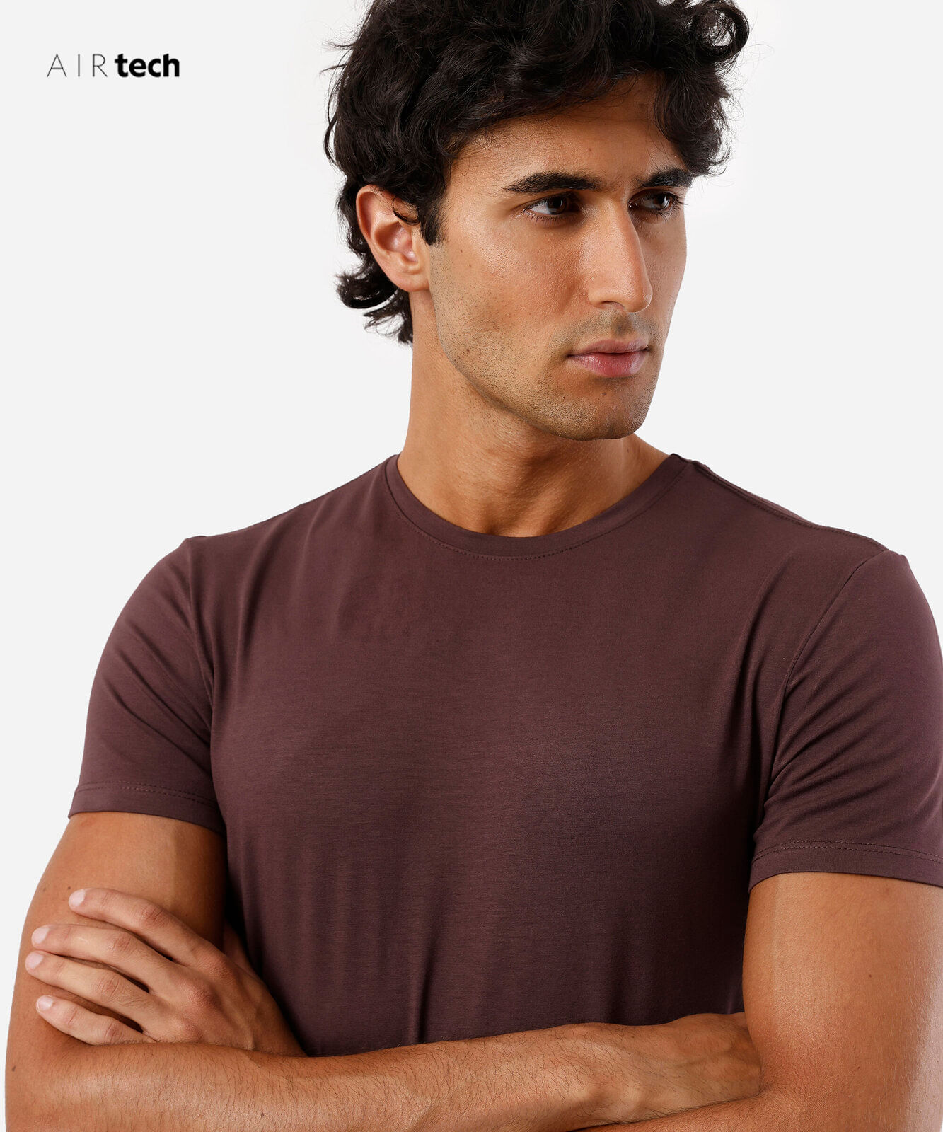 camiseta slim masculina AIRtech vinho