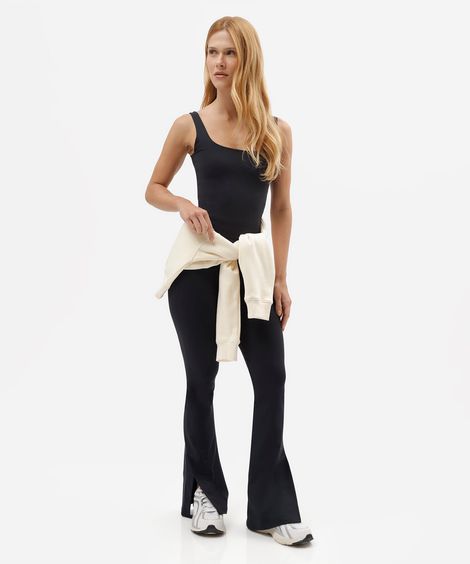 calça flare esportiva feminina de poliamida com fendas preta