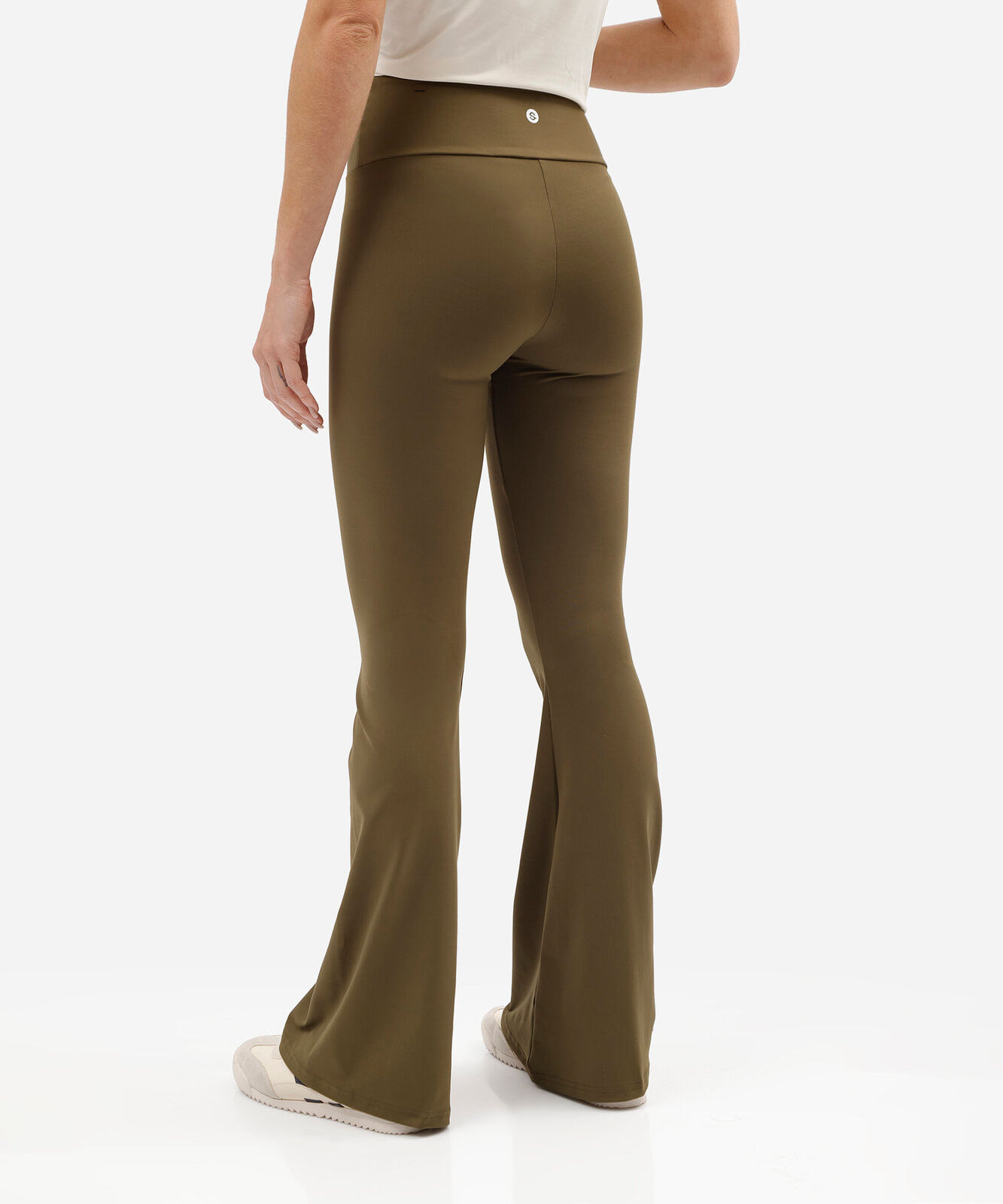 calça legging flare esportiva feminina de poliamida verde